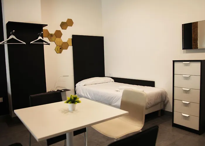 巴伦西亚索霍公寓式酒店 4*