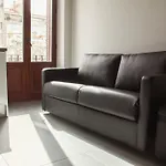 מלון דירות Soho 4*
